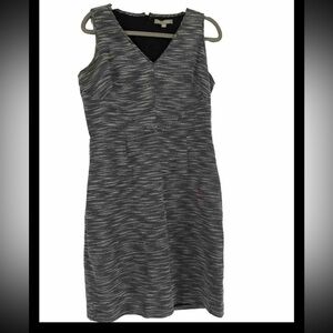 $140 Banana Republic Sleeveless Black White Tweed classic V-Neck Dress, Size 12‎